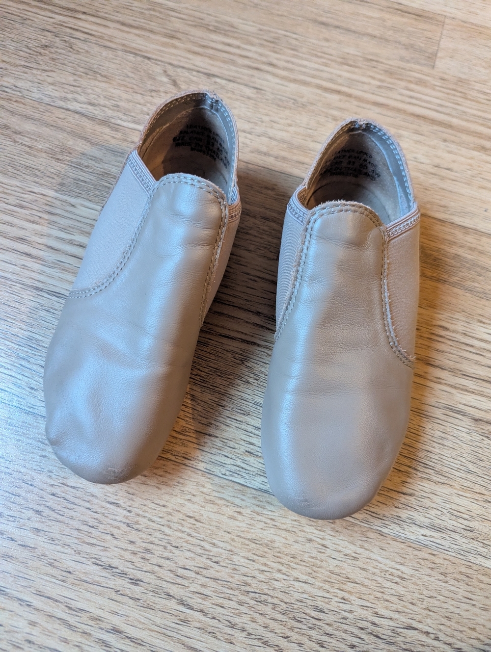 Sz 2 Youth Capezio Jazz Shoes Leather